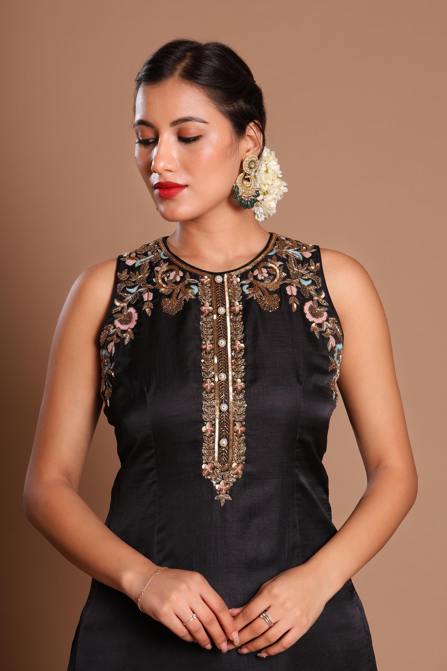 BLACK MUGHAL MAJESTY KURTA SET